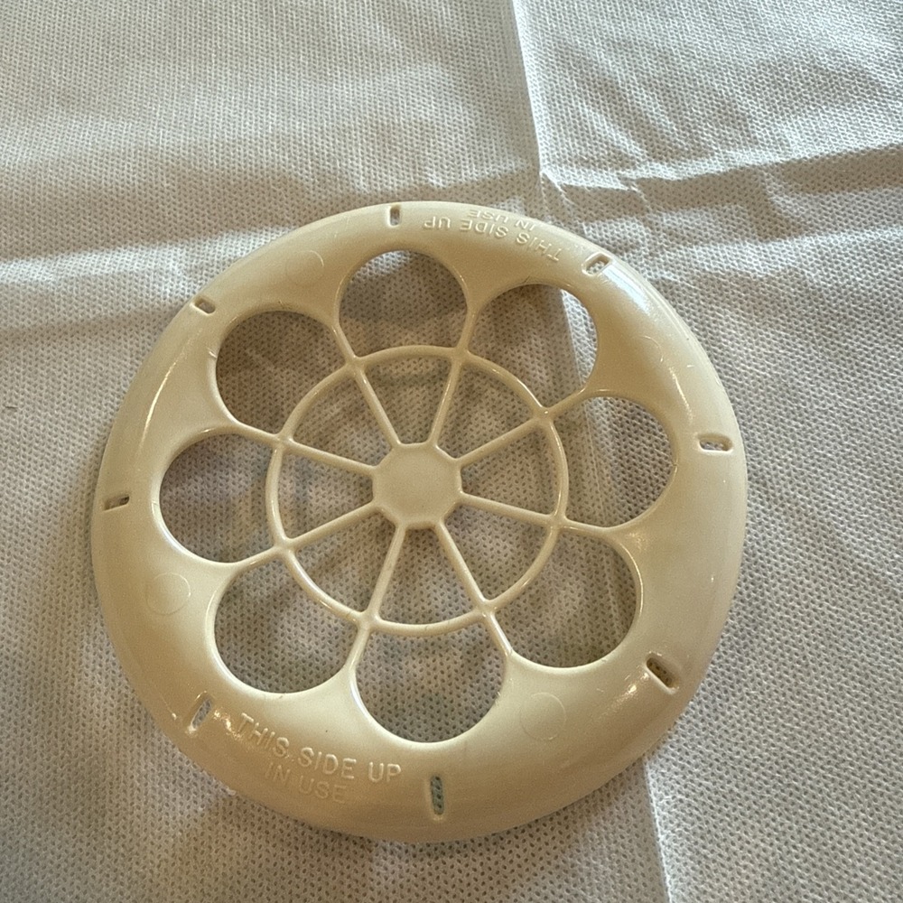 Vintage Rubbermaid Lettuce Crisper 5" Replacement Insert #0033 White for Bowl #4